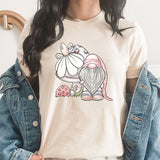 Gnome Spring Daisy Graphic Tee | Spring Love | Spring Flowers | Daisy | Bouquet