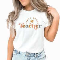 1st Grade Teacher Graphic Tee | Daisy Teacher Grade | School Teacher | Elementary School | Grade School | Flowers | Boho | Teach |
