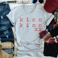 Kiss Kiss Tee
